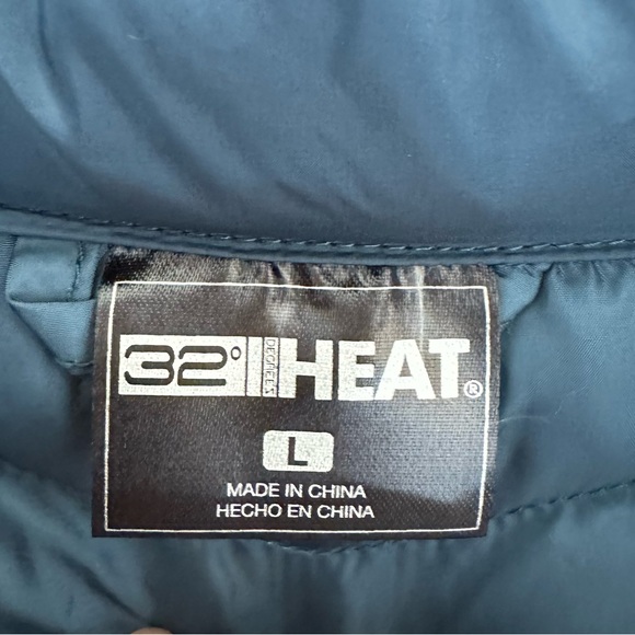 32 Degrees Heat Women’s Blue Puffer Jacket Ribbed Panel Sleeves Lightweight - Picture 5 of 7